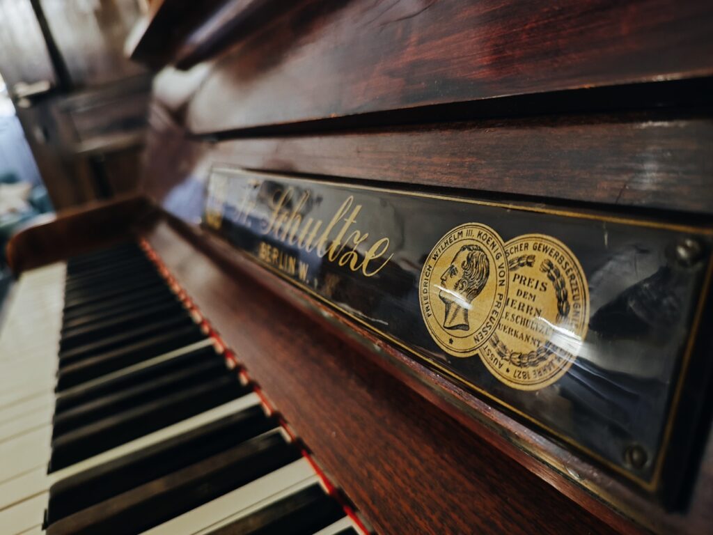pianino1